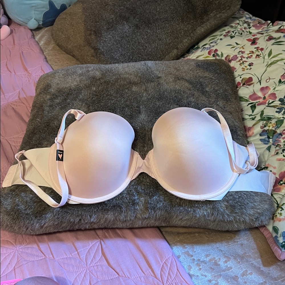 Victoria's Secret Blush Bra